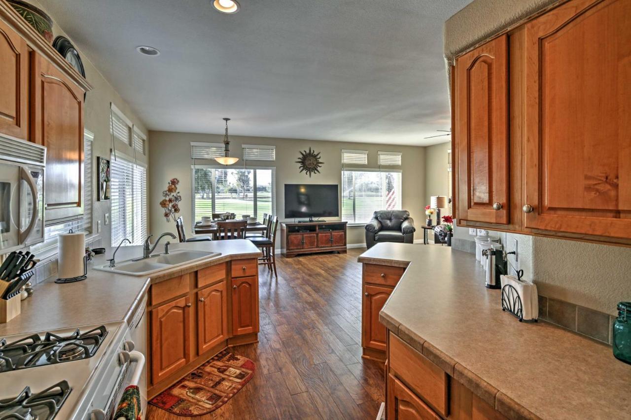 Rivers Edge Golf Condo With Beach Access And Patio! 针城 外观 照片